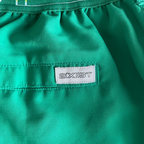Mens 2 Xist swim shorts green in color large - Picture 2 of 10